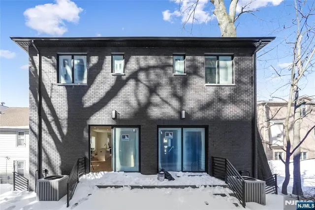 $1,199,000 | 762 Williams Place, Unit A, Cliffside Park, NJ 07010