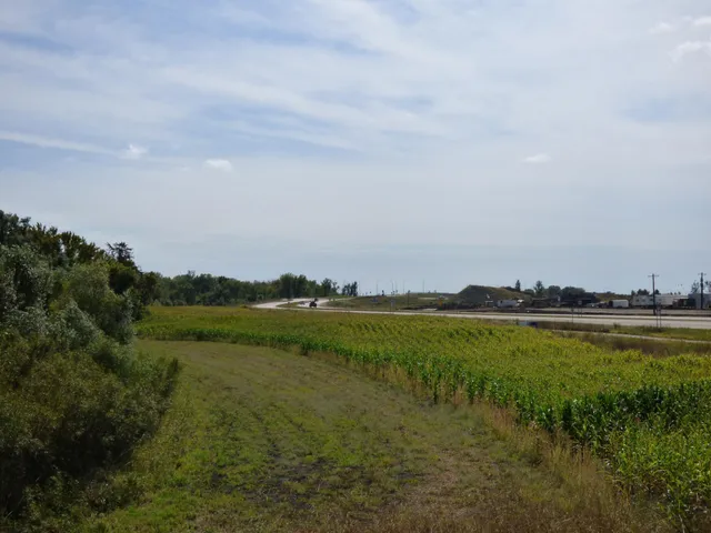 $912,300 | 22061 589th Avenue, Mankato, MN 56001