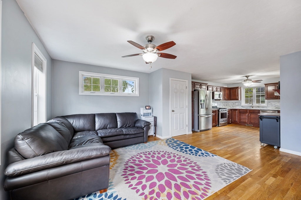 4 Ell Road Holbrook, MA 02343 - Photo 5 of 28 Gallery Image 5