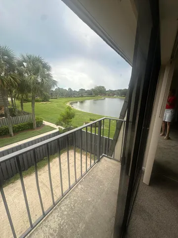 $2,100 | 1014 10th Way, West Palm Beach, FL 33407