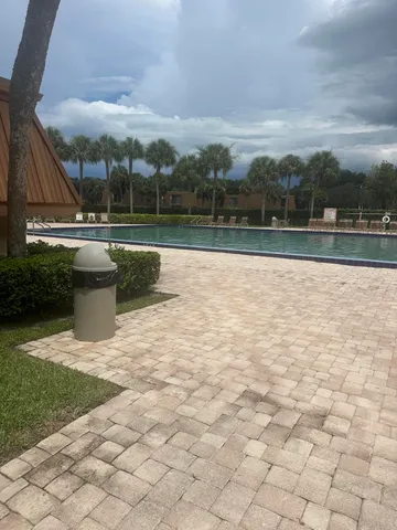 $2,100 | 1014 10th Way, West Palm Beach, FL 33407