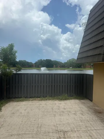 $2,100 | 1014 10th Way, West Palm Beach, FL 33407