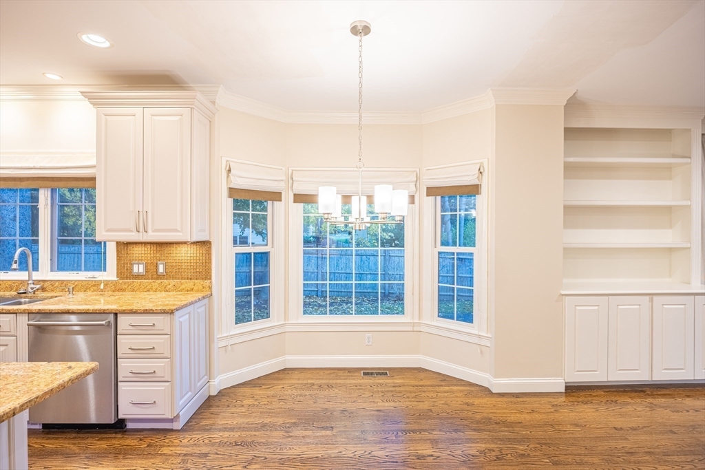 27 Mellon Road Wellesley, MA 02482 - Photo 20 of 37