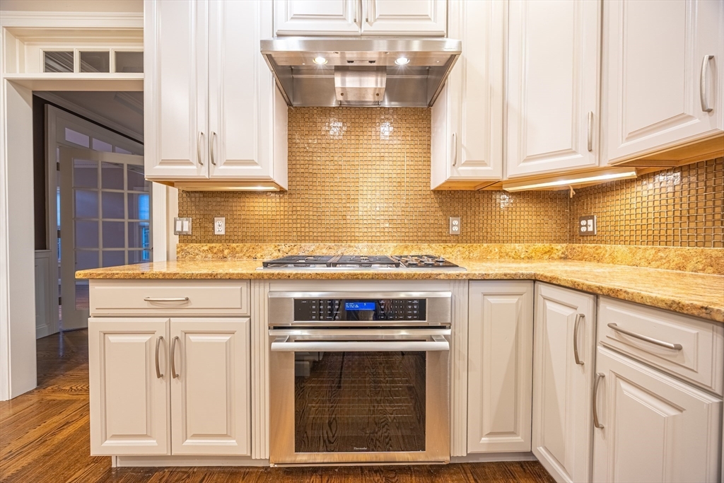 27 Mellon Road Wellesley, MA 02482 - Photo 22 of 37