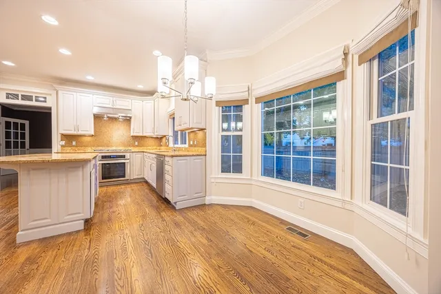 $10,000 | 27 Mellon Road, Wellesley, MA 02482