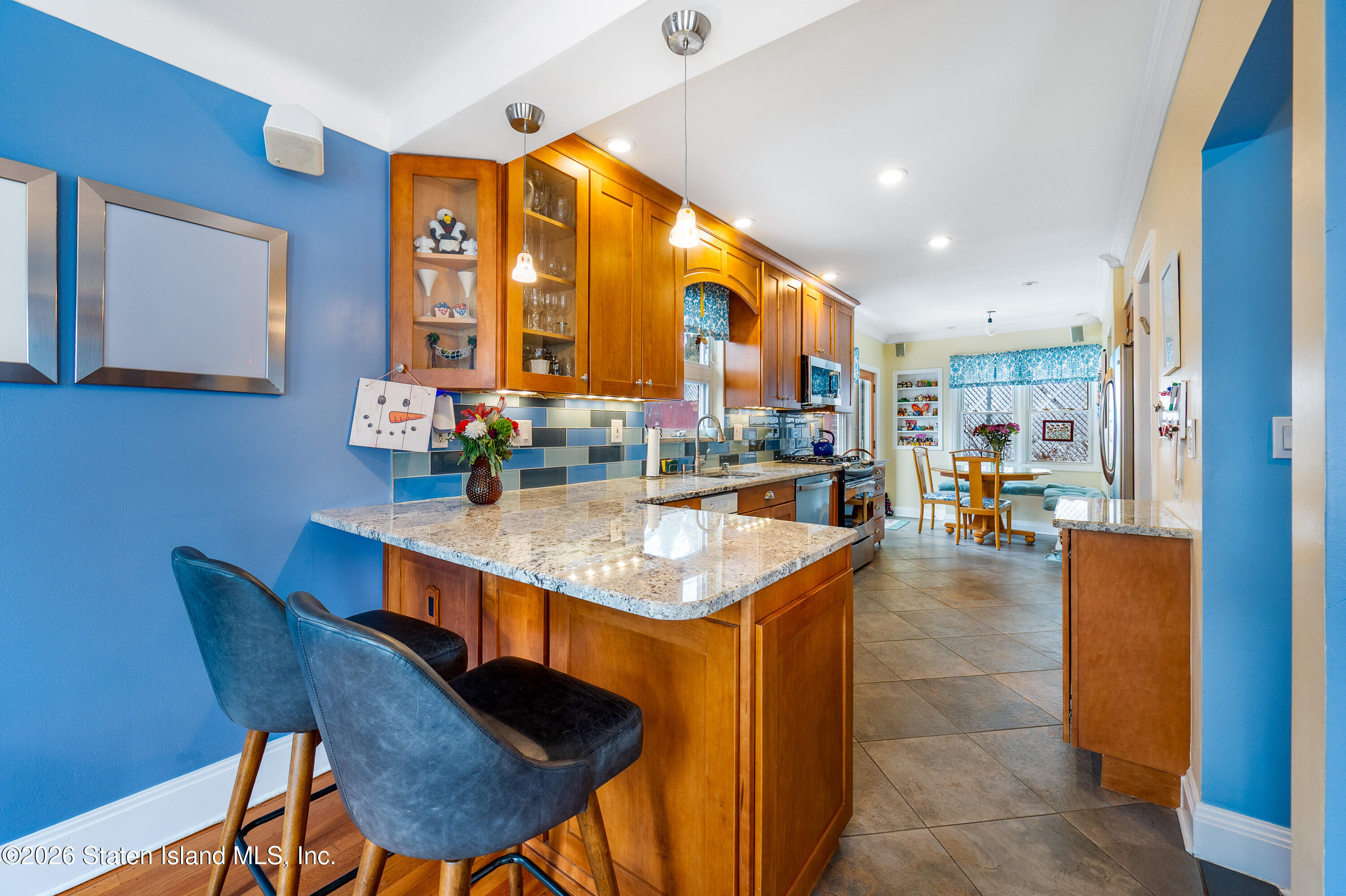 34 Holsman Road Staten Island, NY 10301 - Photo 11 of 33 34 Holsman Rd 10