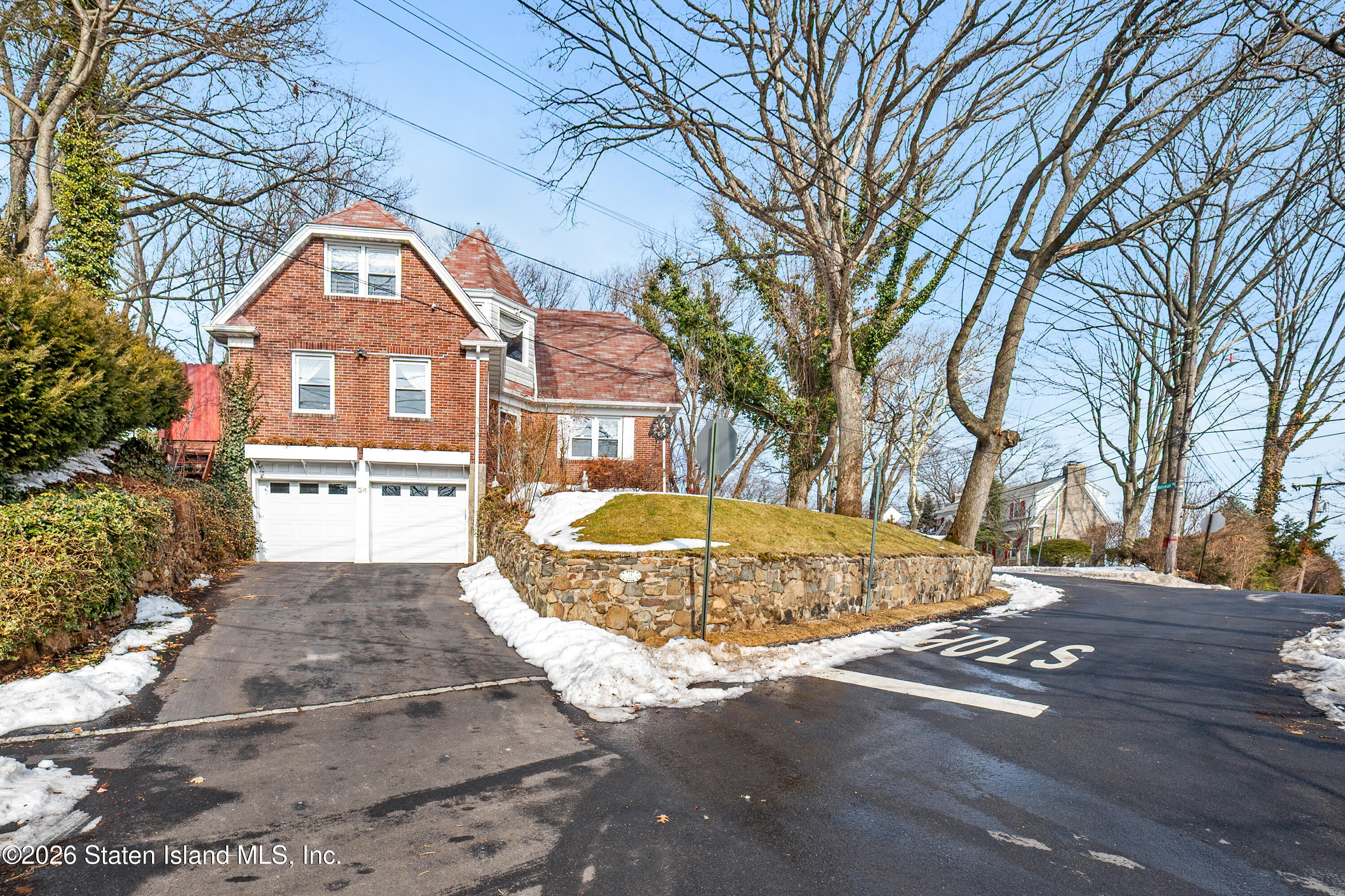 34 Holsman Road Staten Island, NY 10301 - Photo 2 of 33 34 Holsman Rd 1a