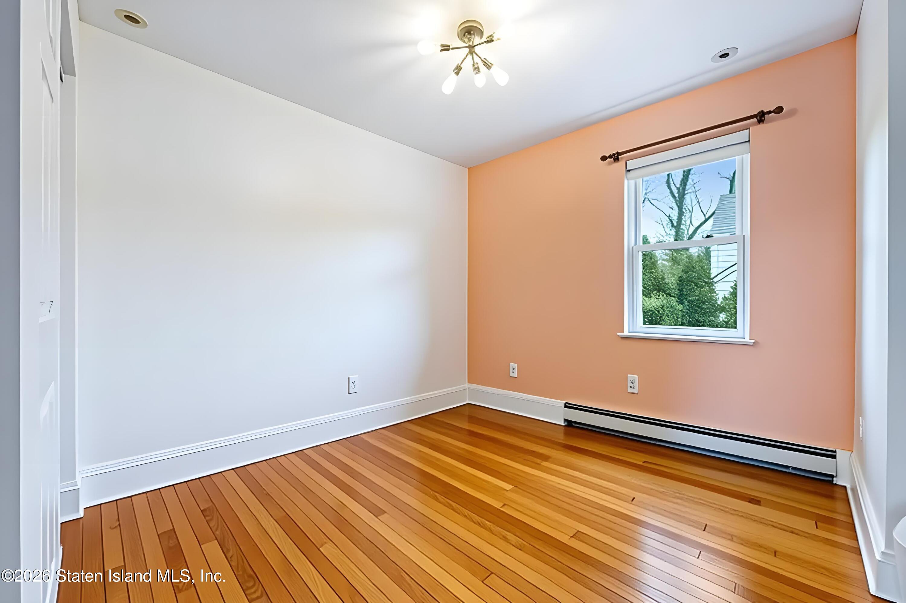 34 Holsman Road Staten Island, NY 10301 - Photo 22 of 33 34 Holsman Rd 21