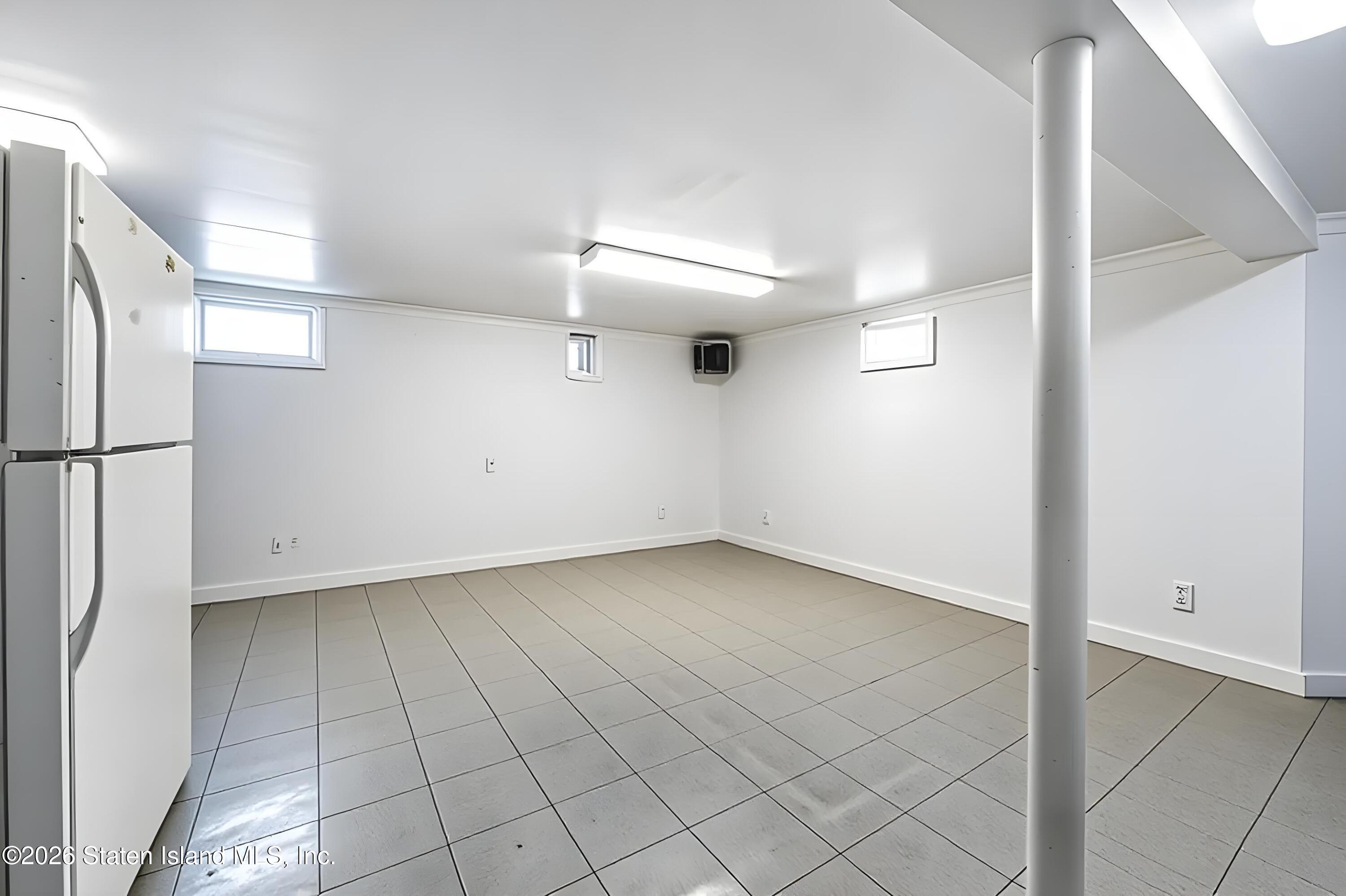 34 Holsman Road Staten Island, NY 10301 - Photo 26 of 33 34 Holsman Rd 25