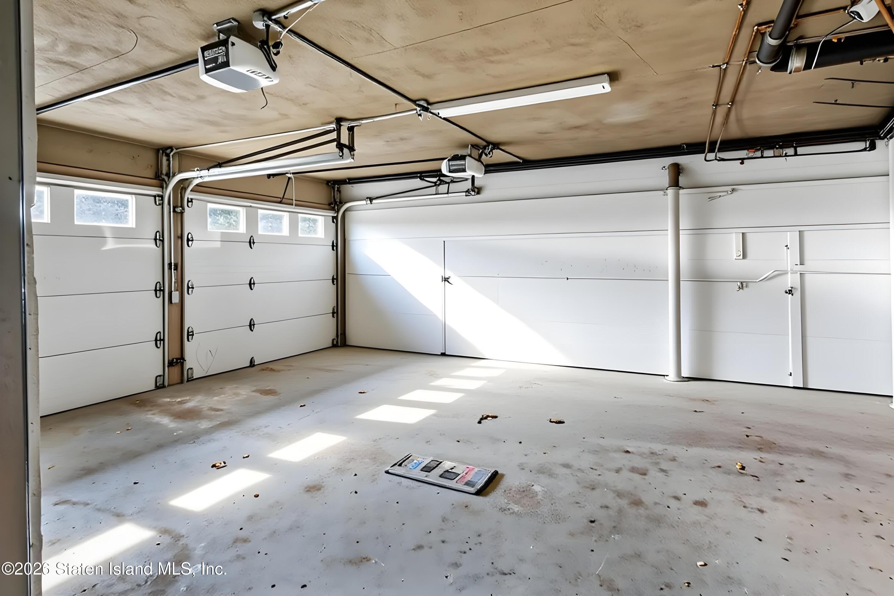 34 Holsman Road Staten Island, NY 10301 - Photo 29 of 33 34 Holsman Rd 28