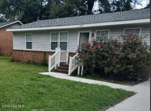$1,350 | 123 Arthur Court, Jacksonville, NC 28546