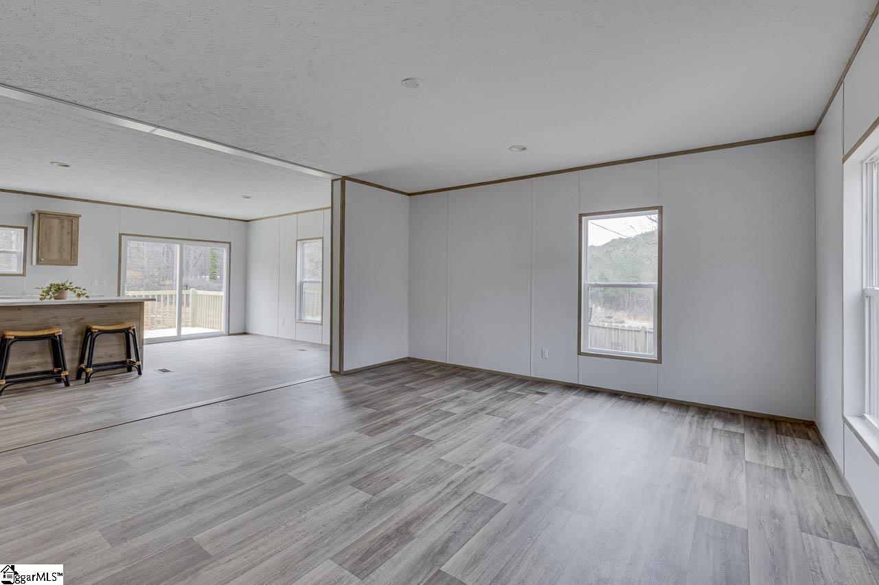 844 Black Snake Road Easley, SC 29640 - Photo 4 of 19