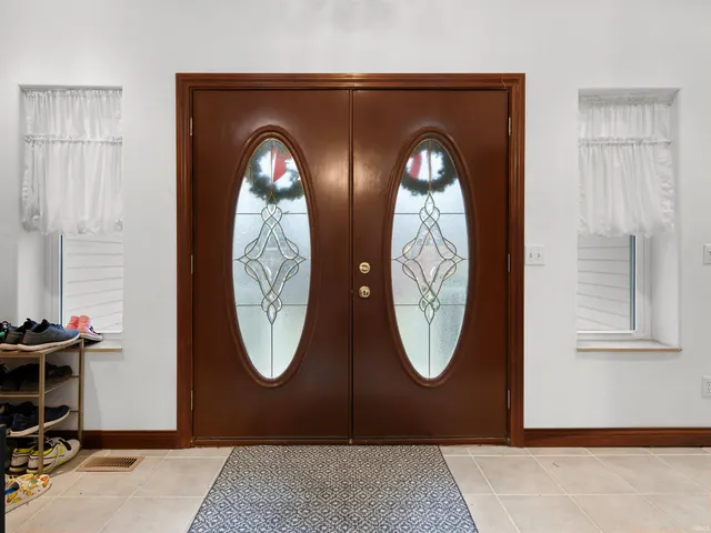 $375,000 | 572 Bex Addn Drive, Bedford, IN 47421