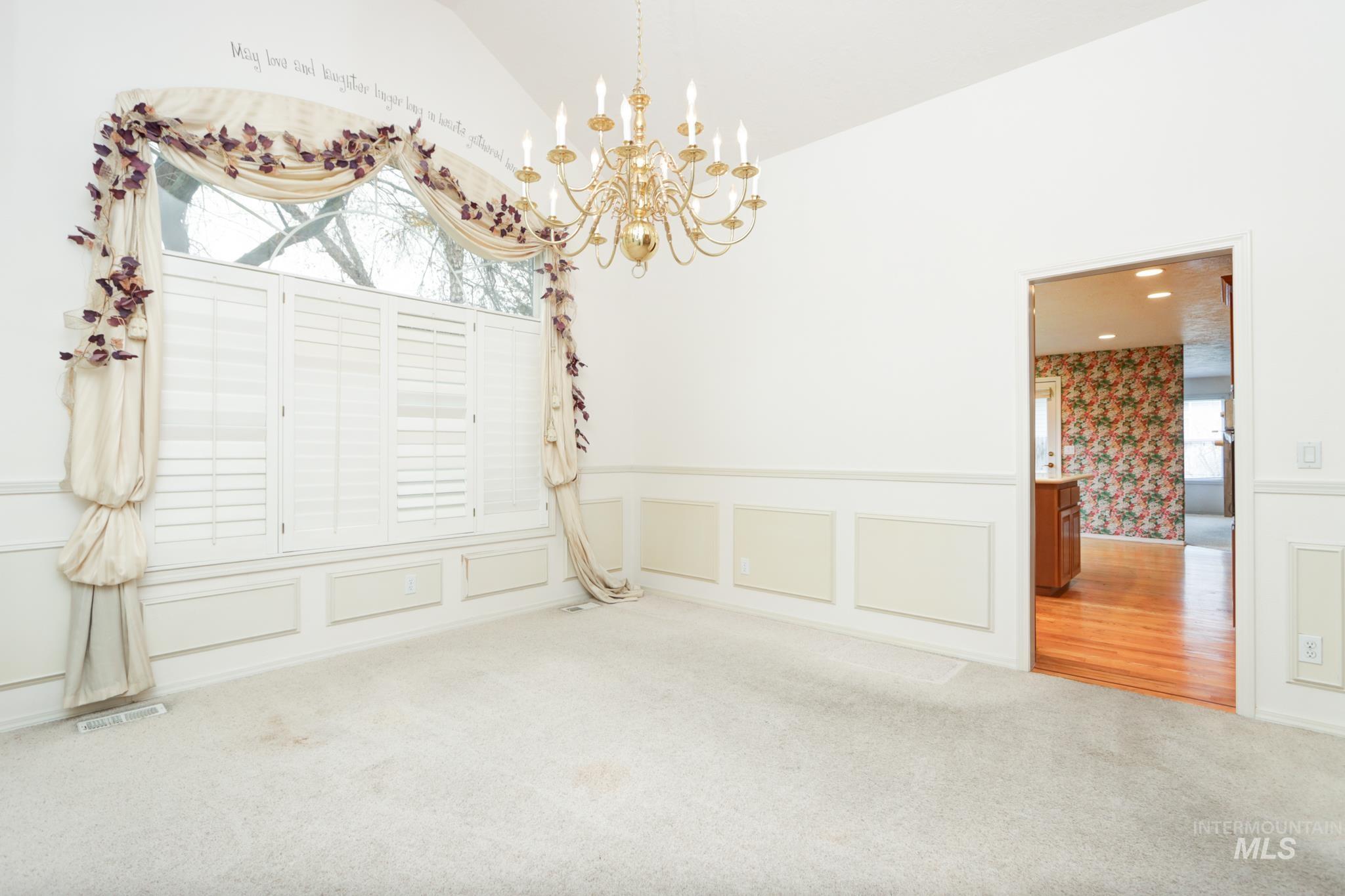 8037 West Innsbrook Court Boise, ID 83704 - Photo 13 of 42