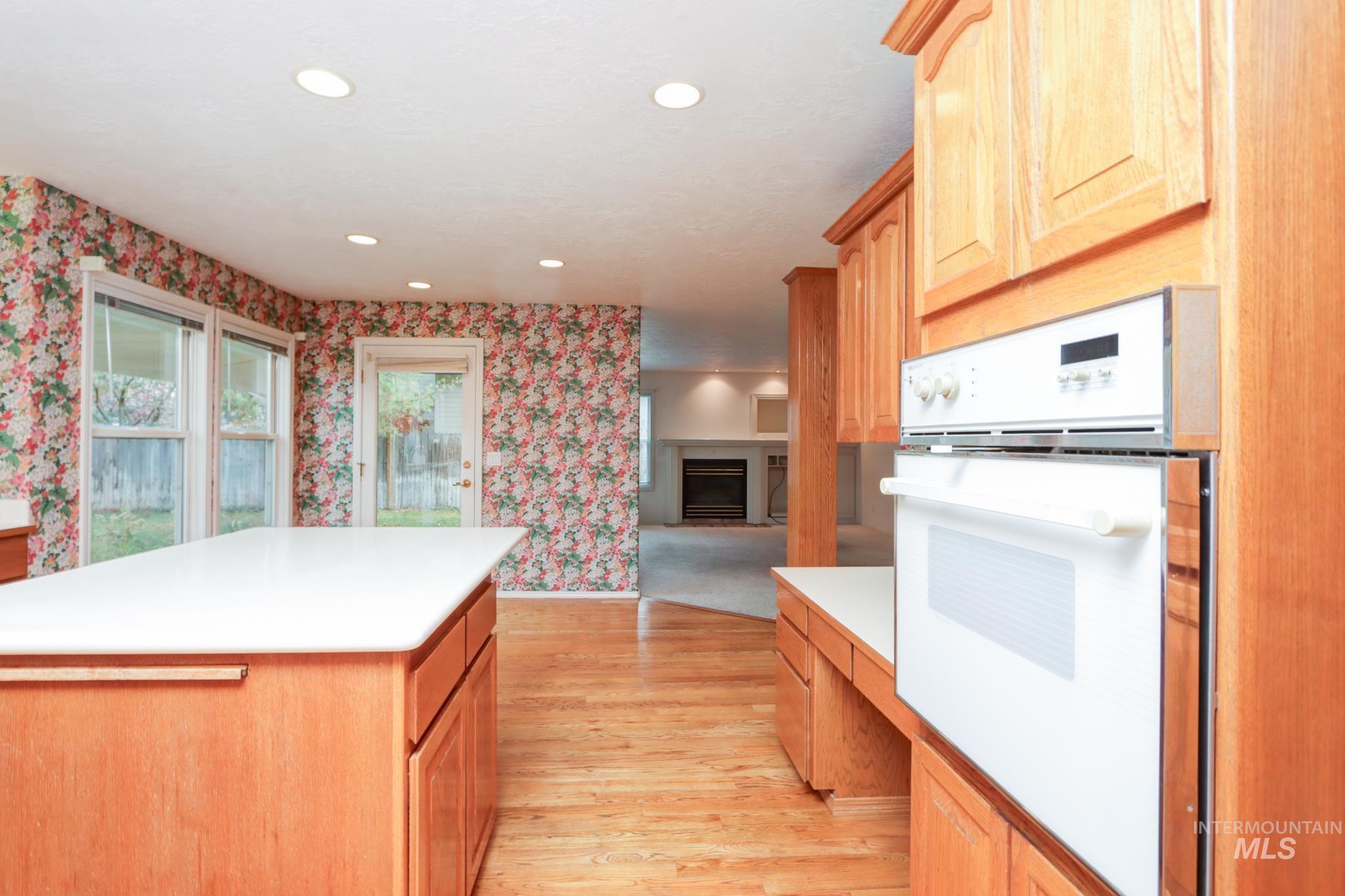 8037 West Innsbrook Court Boise, ID 83704 - Photo 15 of 42