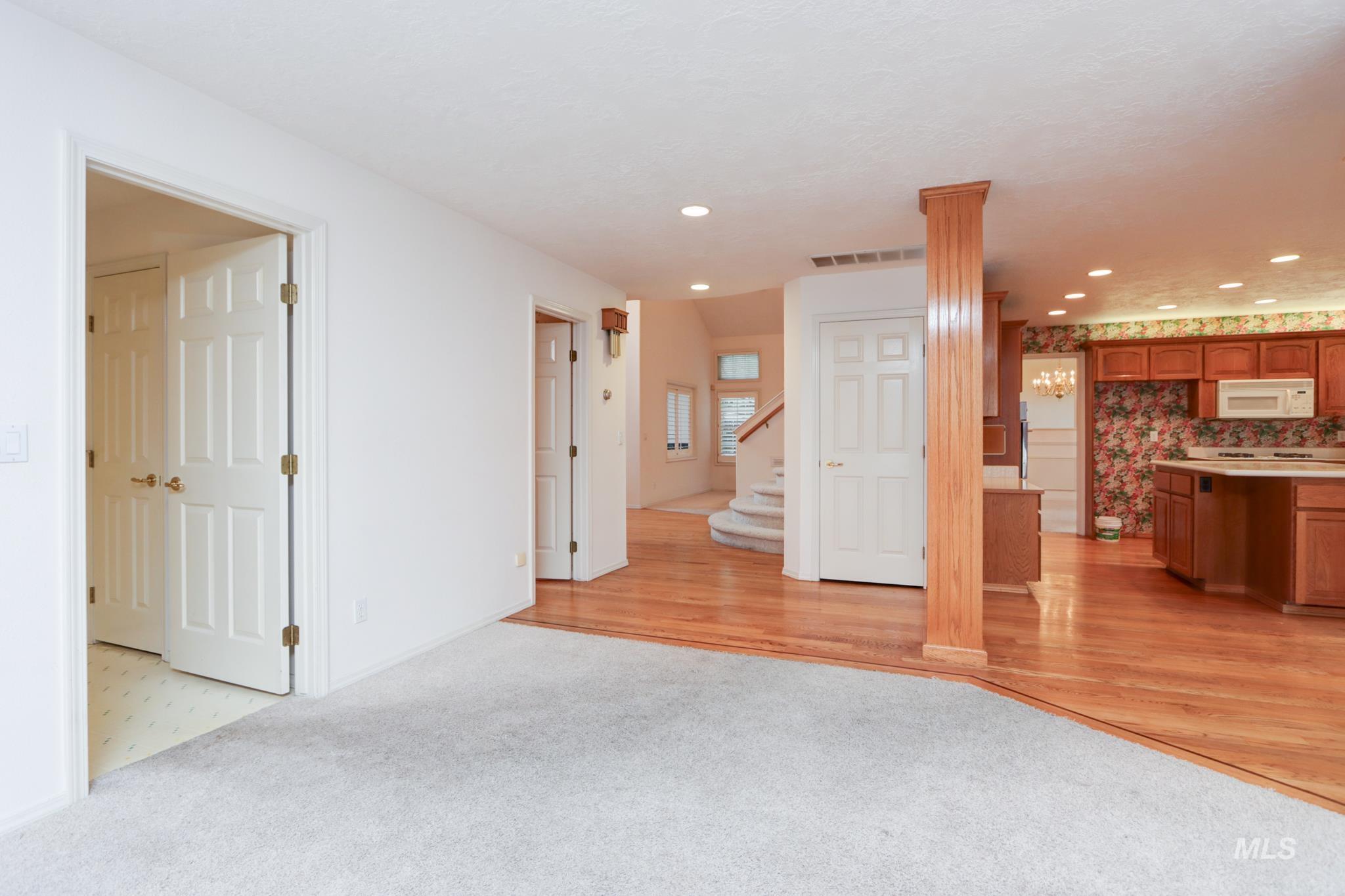 8037 West Innsbrook Court Boise, ID 83704 - Photo 19 of 42