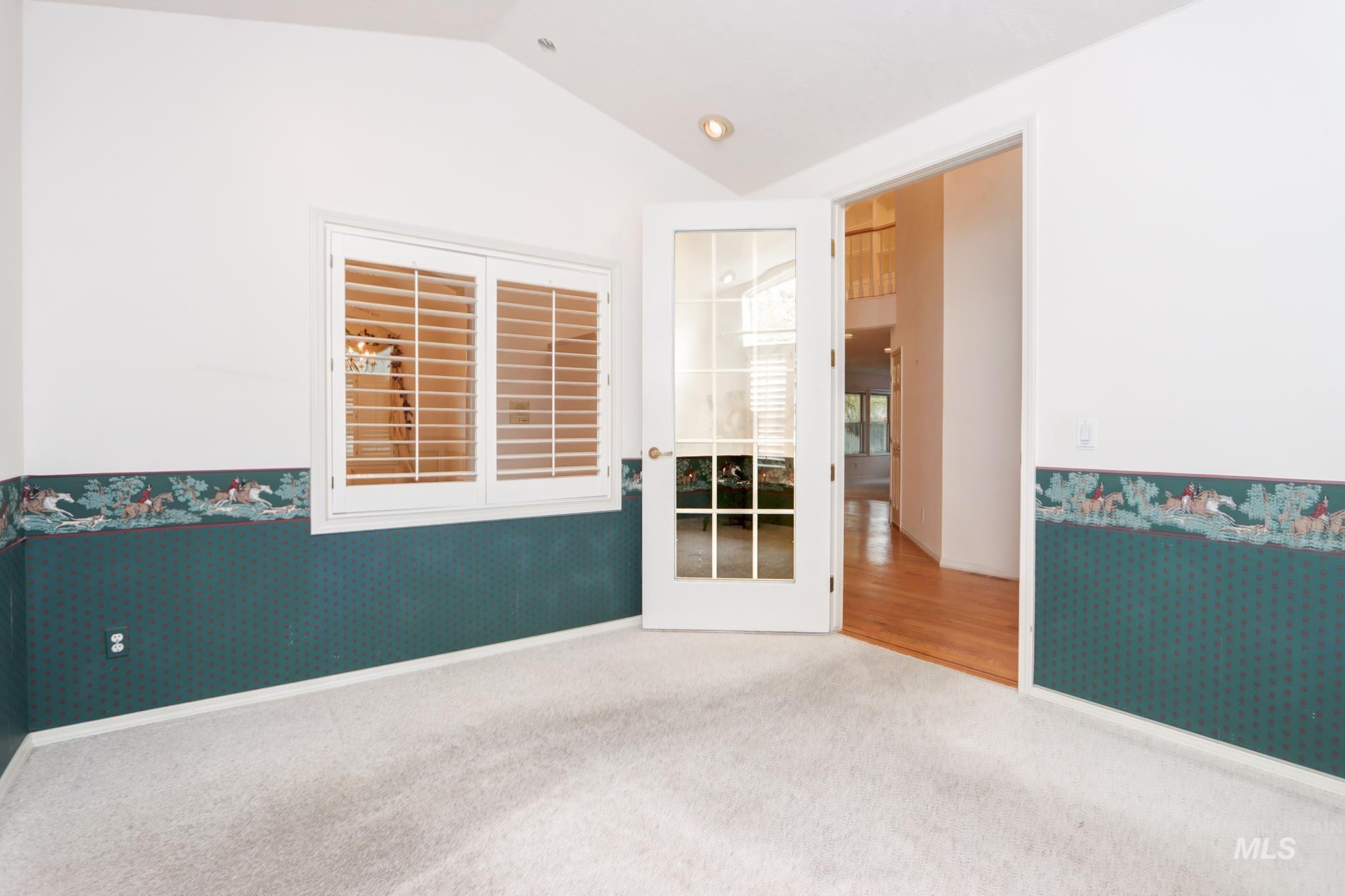 8037 West Innsbrook Court Boise, ID 83704 - Photo 8 of 42