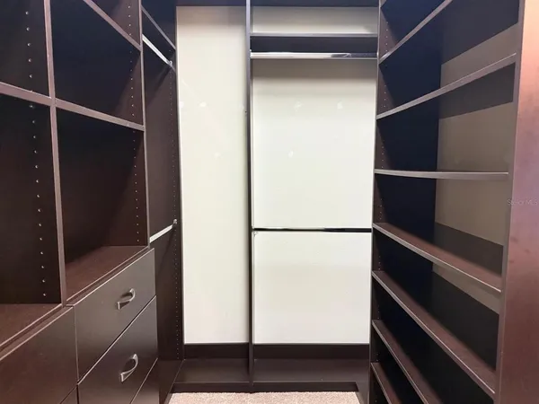 a view of walk in closet