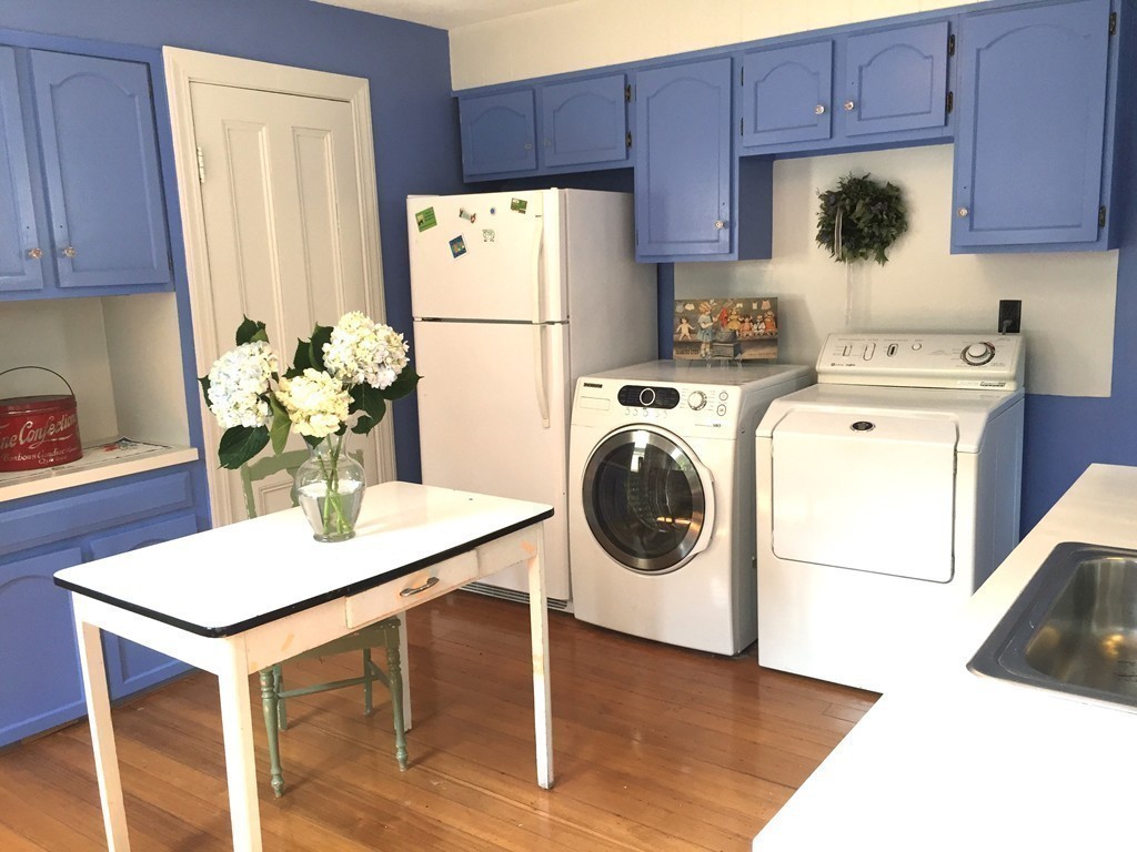 50 Worcester Lane Waltham, MA 02451 - Photo 6 of 28