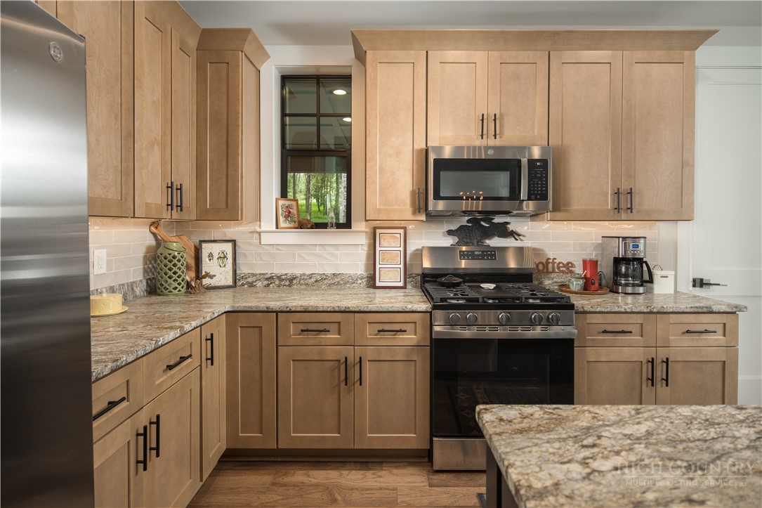 9391 Blackberry Road Lenoir, NC 28645 - Photo 8 of 21