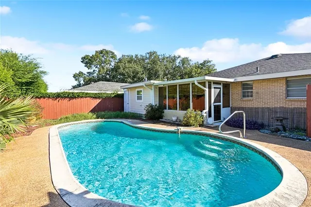 $259,000 | 1616 Eisenhower Avenue, Metairie, LA 70003