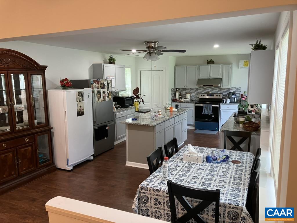 397 Minor Ridge Road Charlottesville, VA 22901 - Photo 1 of 9 kitchen