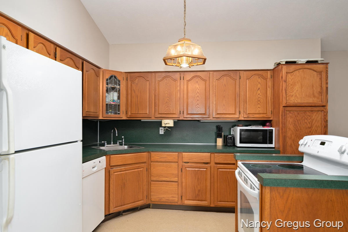 4350 Buehler Road Hastings, MI 49058 - Photo 10 of 20 IMG_1008