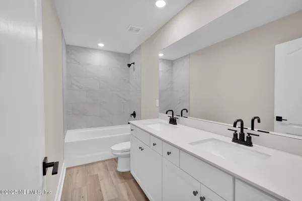 $494,900 | 3978 Gareys Ferry Way, Middleburg, FL 32068