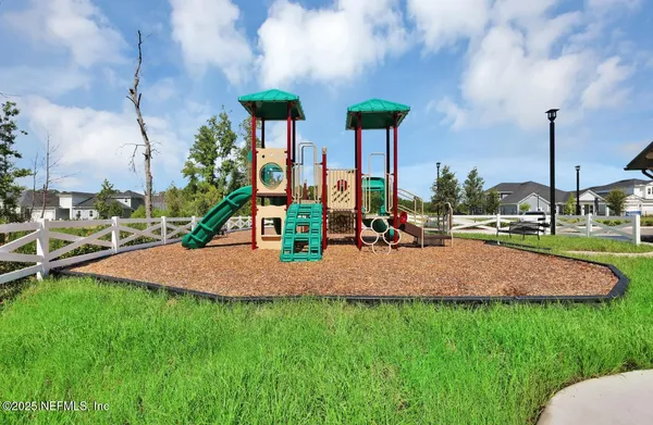 $494,900 | 3978 Gareys Ferry Way, Middleburg, FL 32068