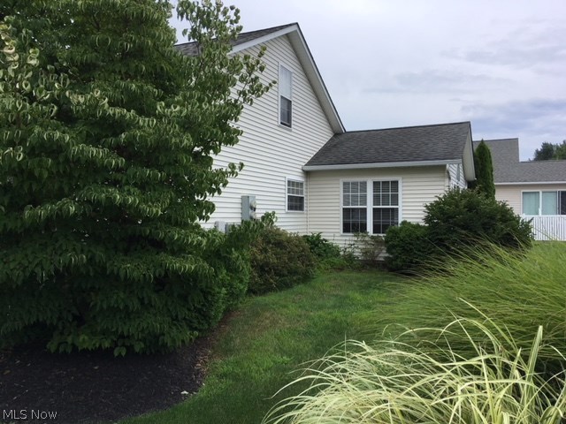 730 Rivers Edge Lane Painesville, OH 44077 - Photo 3 of 27 Gallery Image 3