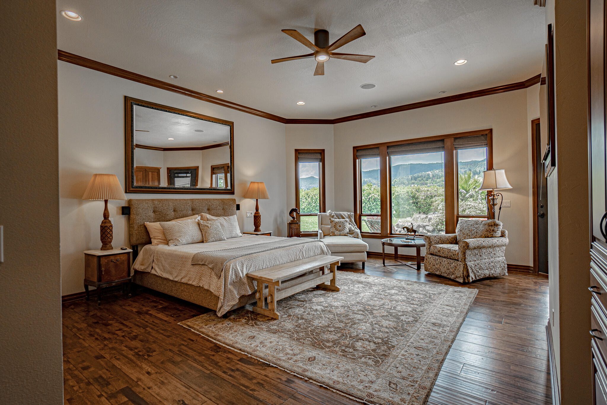 2845 Hanley Road Central Point, OR 97502 - Photo 24 of 66 DSC07923-HDR