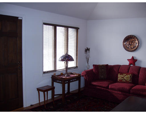 63 Mayfair Road Peabody, MA 01960 - Photo 4 of 14 Gallery Image 4