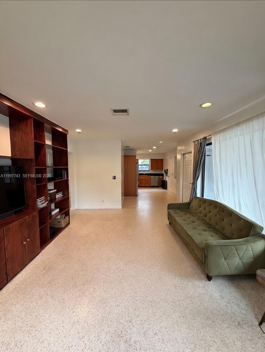 7830 Southwest 99th Street Miami, FL 33156 - Photo 6 of 19