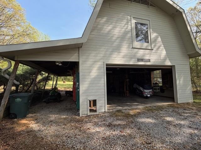 11075 Highway 57 Moscow, TN 38057 - Photo 34 of 39 a view of a car garage