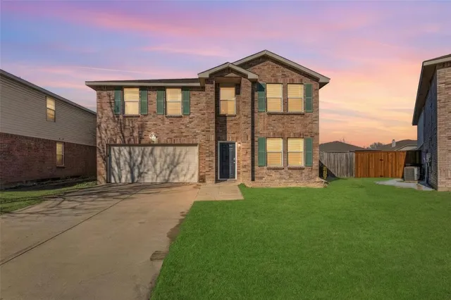 $315,000 | 1741 Baxter Springs Drive, Fort Worth, TX 76247