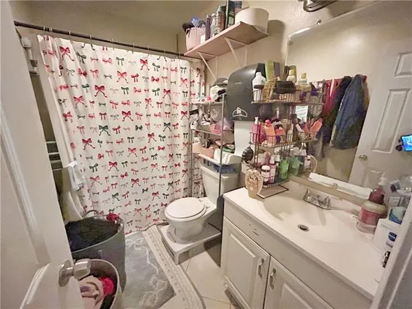 $229,000 | 584 Holmes Boulevard, Gretna, LA 70056