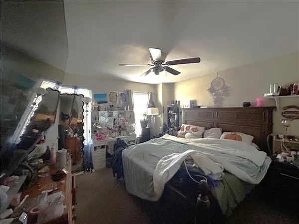 $229,000 | 584 Holmes Boulevard, Gretna, LA 70056