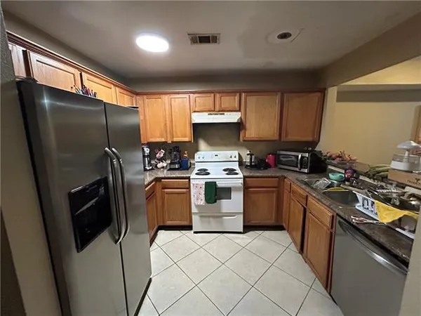 $229,000 | 584 Holmes Boulevard, Gretna, LA 70056