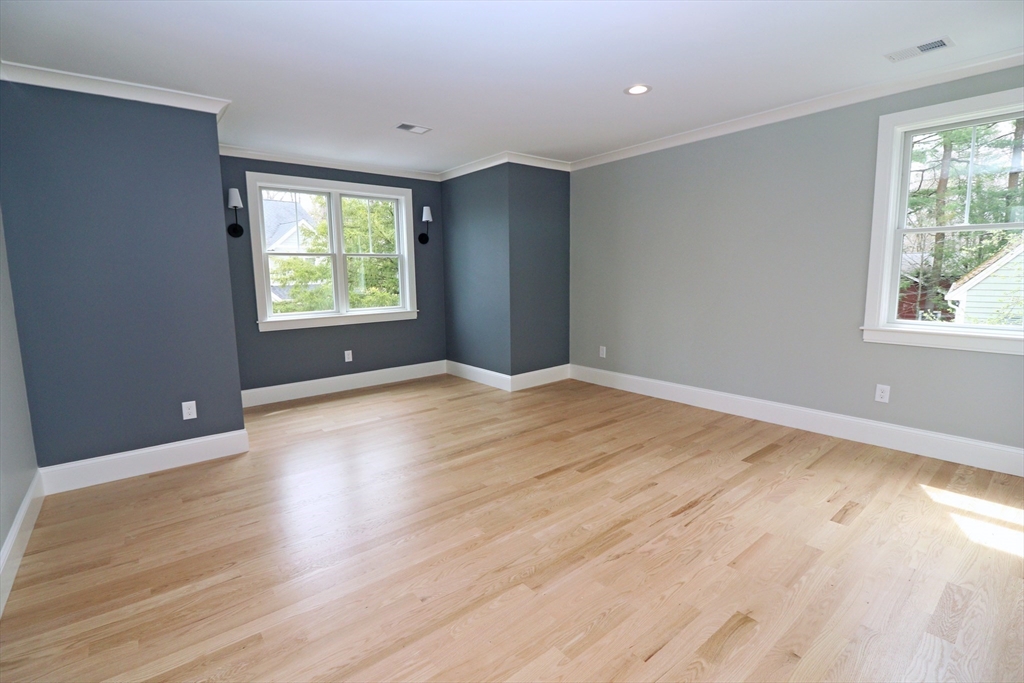 41 Curve Street Needham, MA 02492 - Photo 20 of 28