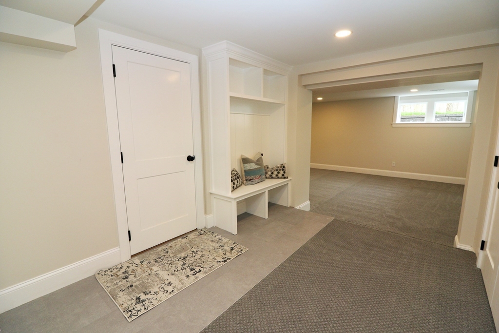 41 Curve Street Needham, MA 02492 - Photo 27 of 28