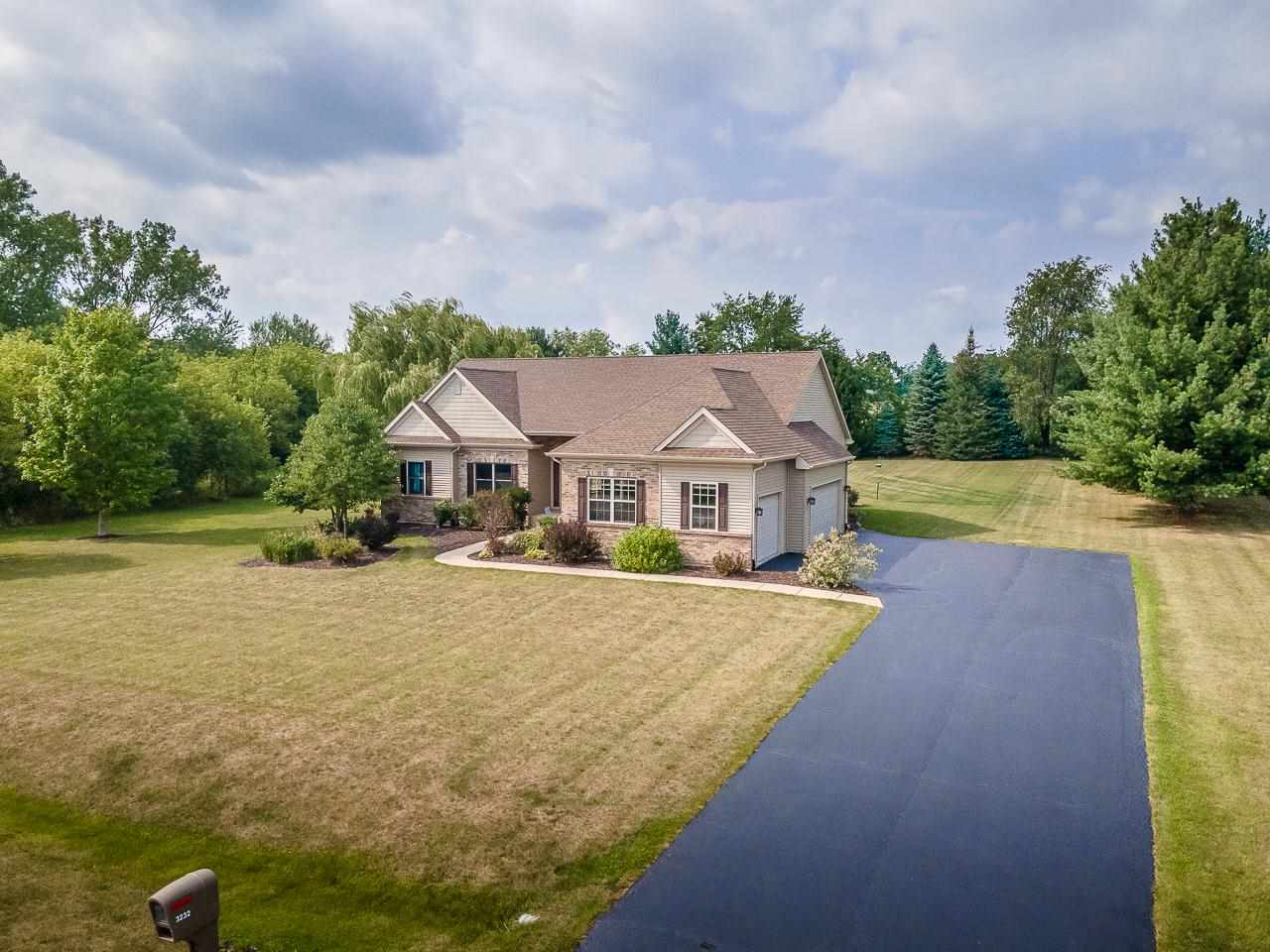 3232 Prairie Road Belvidere, IL 61008 - Photo 2 of 39 Gallery Image 2