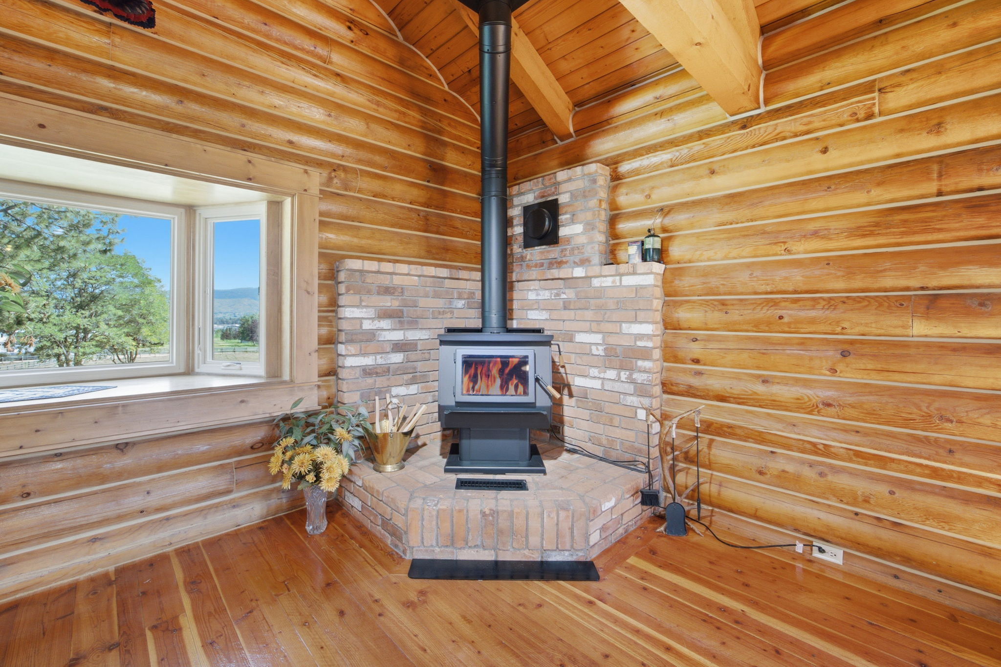 1335 Country Road Victor, MT 59875 - Photo 16 of 87 Gallery Image 16