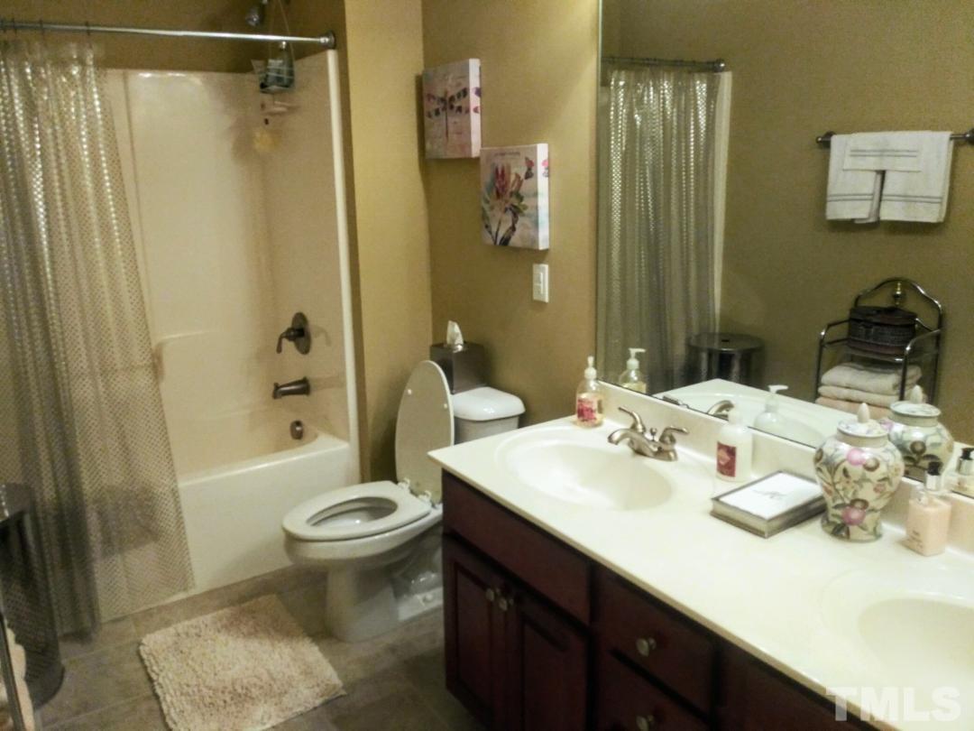 5020 Isabella Cannon Drive Raleigh, NC 27612 - Photo 23 of 29 up stair bath - with double sink