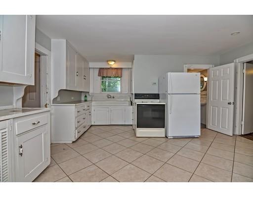 34 Salem Road Billerica, MA 01862 - Photo 4 of 33 Gallery Image 4