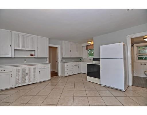 34 Salem Road Billerica, MA 01862 - Photo 6 of 33 Gallery Image 6