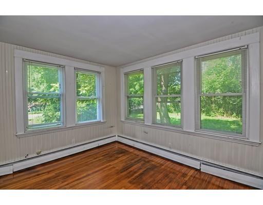 34 Salem Road Billerica, MA 01862 - Photo 8 of 33 Gallery Image 8