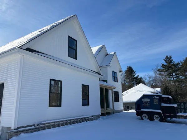 $1,250,000 | 61 Whitford Street, Manchester, NH 03104