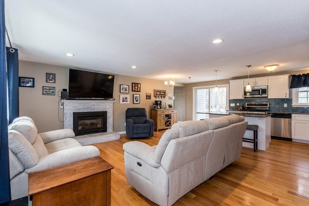 154 South Meadow Road Carver, MA 02330 - Photo 9 of 37 Gallery Image 9