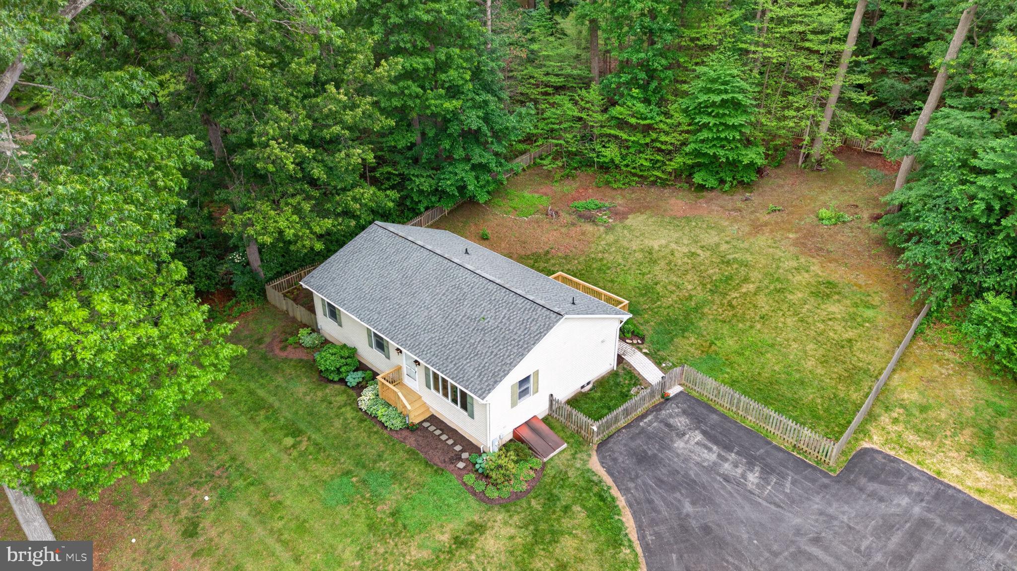 1001 Wiseburg Road White Hall, MD 21161 - Photo 20 of 46 Creating a sense of privacy...