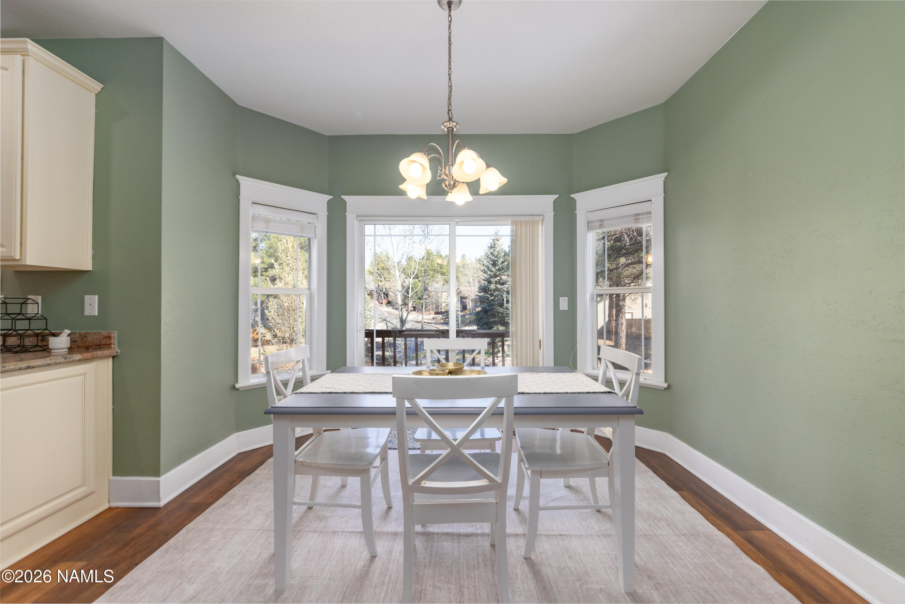 301 West Wulfenite Road Flagstaff, AZ 86005 - Photo 13 of 40 Breakfast Nook 1